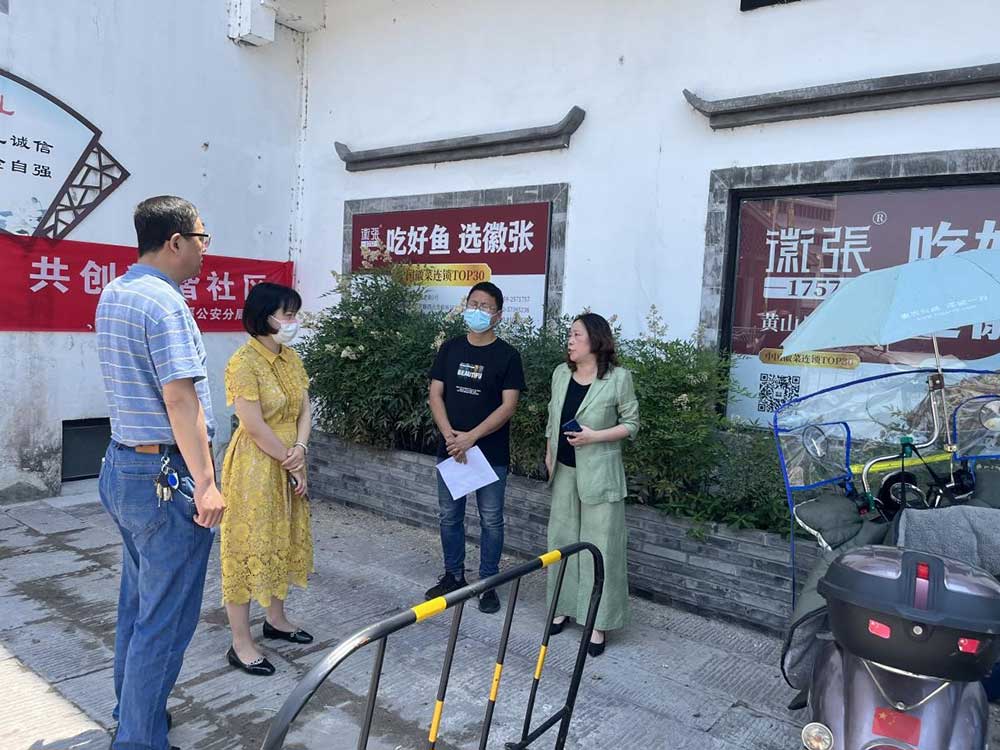 區(qū)國投集團高效落實推進核酸采樣小屋采購及安裝工作